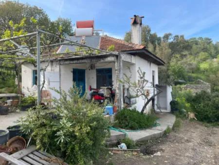 Es Gibt 3 Häuser In 1865 M2 Grundstück Zum Verkauf In Esentepe