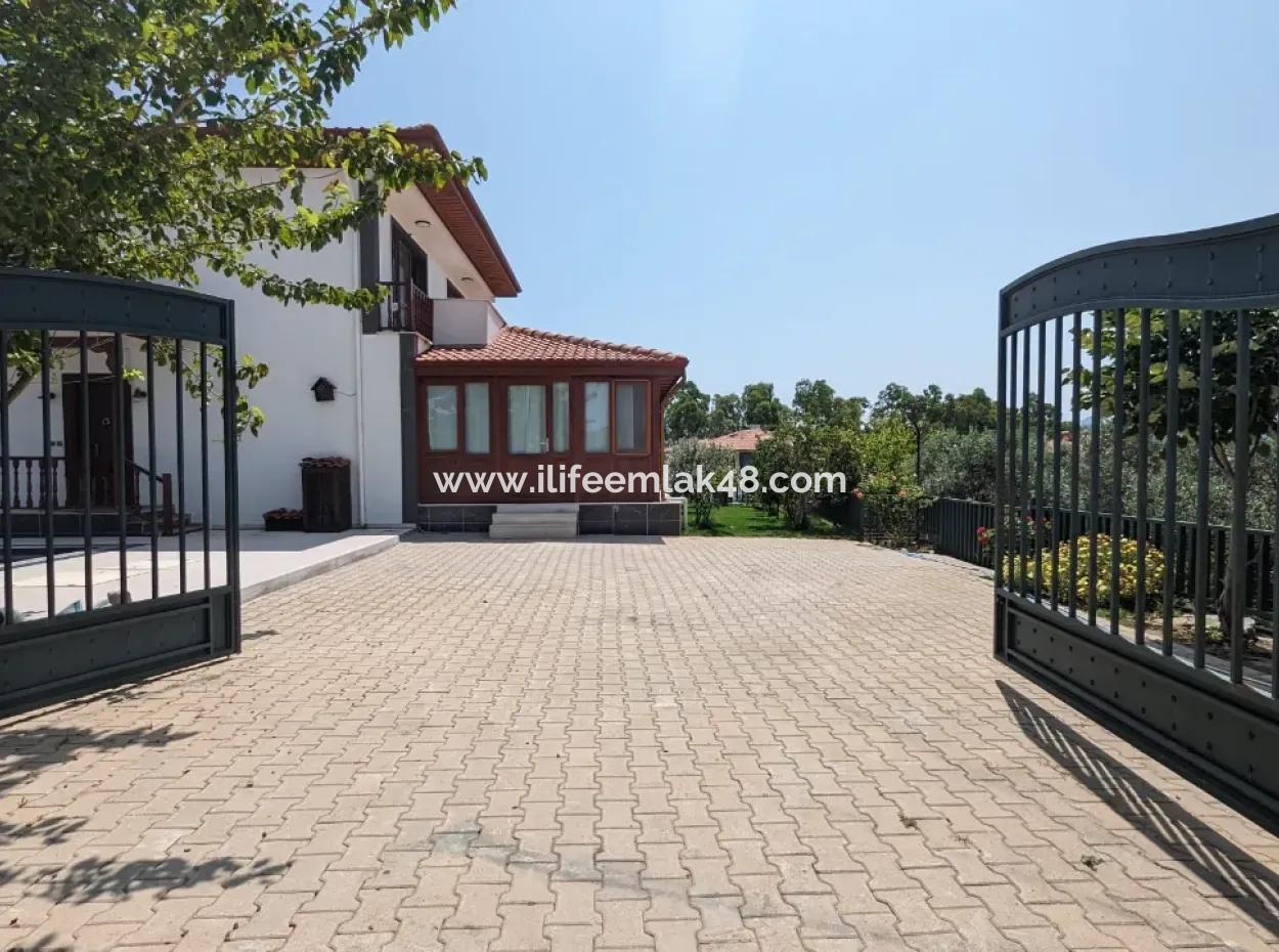 225 M2 Villa With Pool On 5.250 M2 Plot For Sale In Kizilyaka