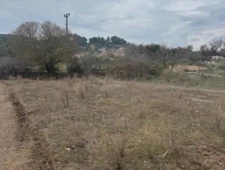 There Are 600 M2 Field For Sale In Esentepe With Zoning Bargain In The Village